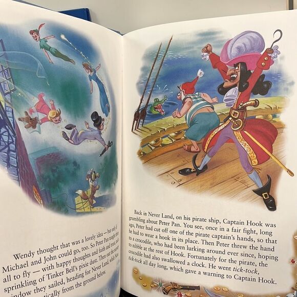 Walt Disney’s Pinocchio & Peter Pan- 2 books by Storybook Favorites - Picture 10 of 10